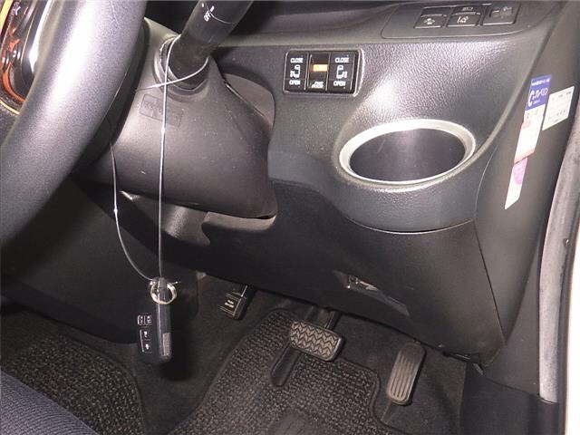 Toyota SIENTA 2017 7106036-9