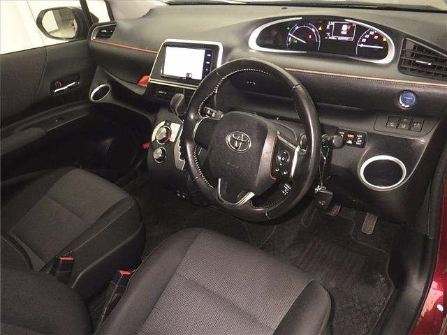 Toyota SIENTA 2018 7106040-3