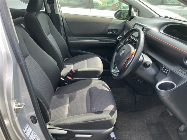 Toyota SIENTA 2019 7106070-5