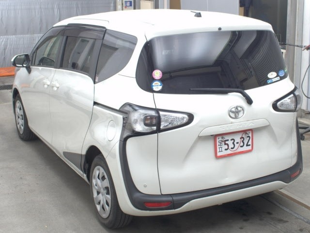 Toyota SIENTA 2017 7106075-1