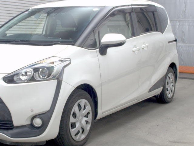 Toyota SIENTA 2017 7106075-4