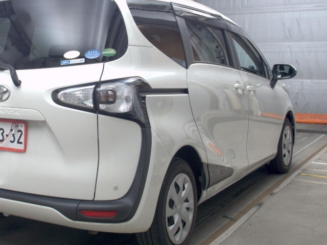 Toyota SIENTA 2017 7106075-5