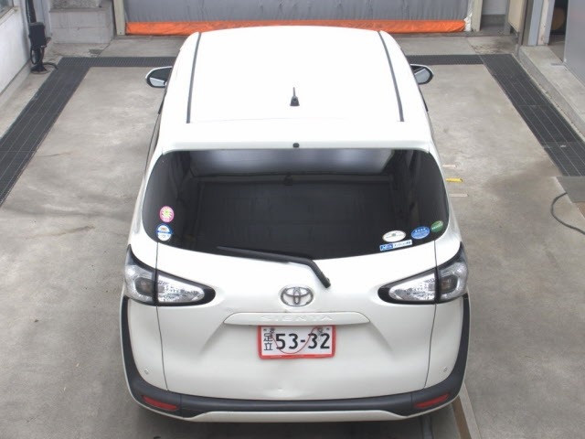 Toyota SIENTA 2017 7106075-7