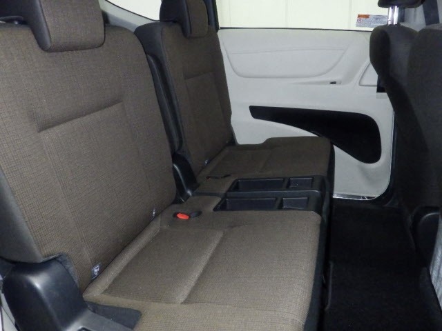 Toyota SIENTA 2017 7106075-8