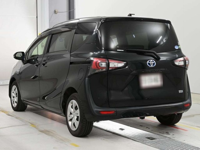 Toyota SIENTA 2019 7106087-6
