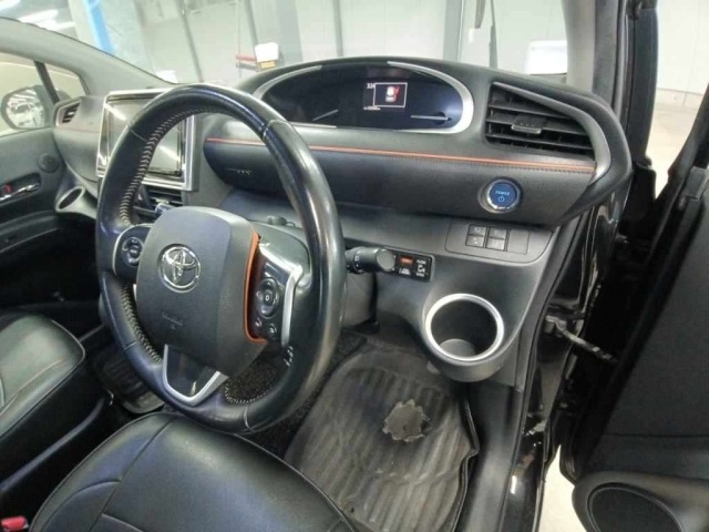 Toyota SIENTA 2019 7106087-9