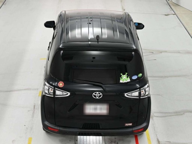 Toyota SIENTA 2020 7106088-8
