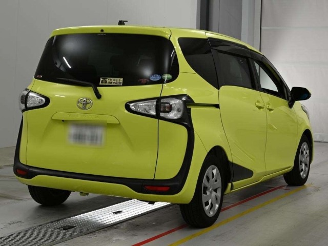 Toyota SIENTA 2018 7106092-1