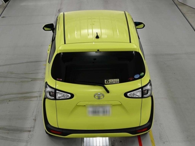Toyota SIENTA 2018 7106092-8
