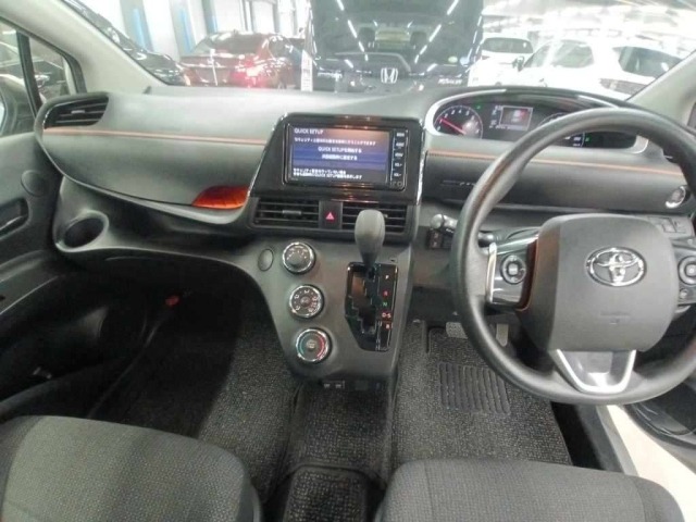 Toyota SIENTA 2022 7106094-11