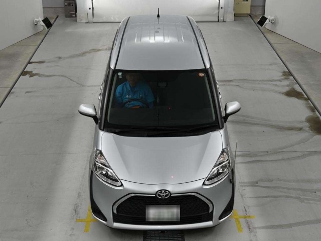 Toyota SIENTA 2022 7106094-7