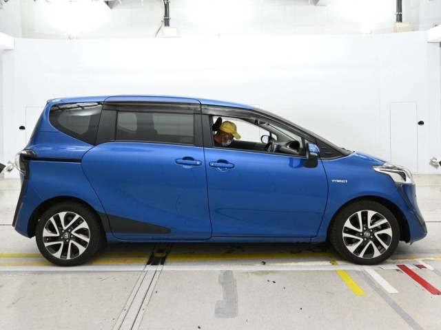 Toyota SIENTA 2019 7106106-3