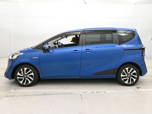 Toyota SIENTA 2019 7106106-4
