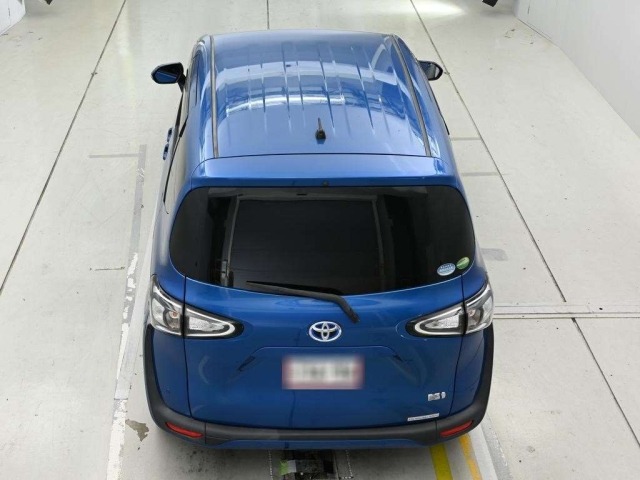Toyota SIENTA 2019 7106106-8