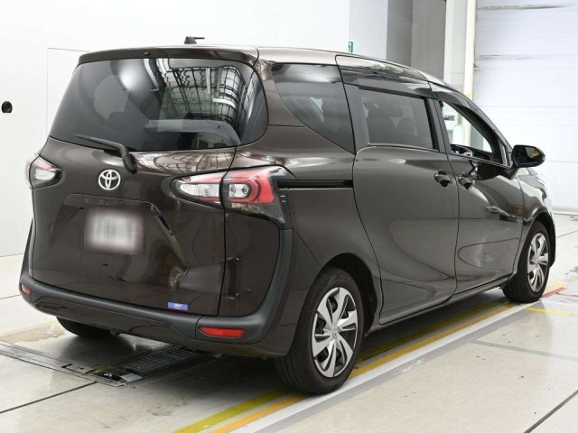 Toyota SIENTA 2021 7106107-1