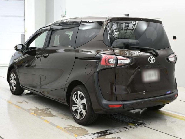 Toyota SIENTA 2021 7106107-6