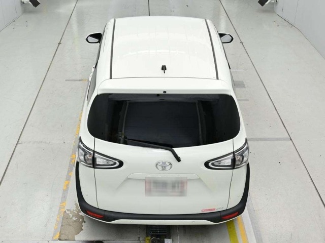 Toyota SIENTA 2021 7106110-8