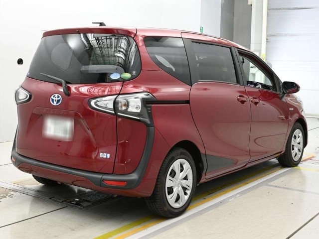Toyota SIENTA 2018 7106114-1