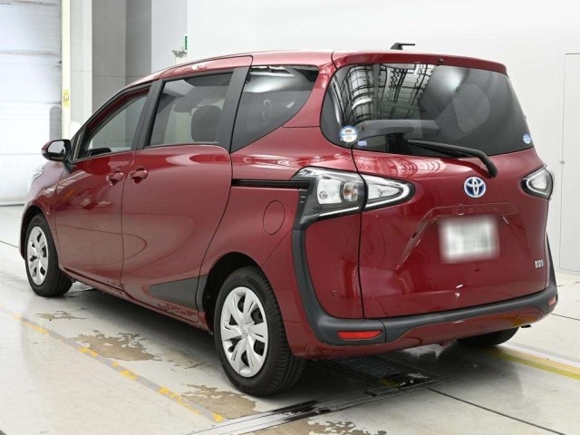 Toyota SIENTA 2018 7106114-6