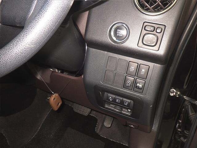 Toyota SPADE 2016 7093566-8