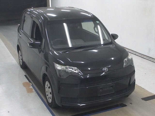 Toyota SPADE 2013 7093570-0