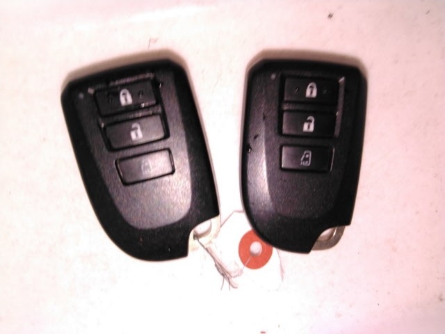 Toyota SPADE 2015 7093594-10
