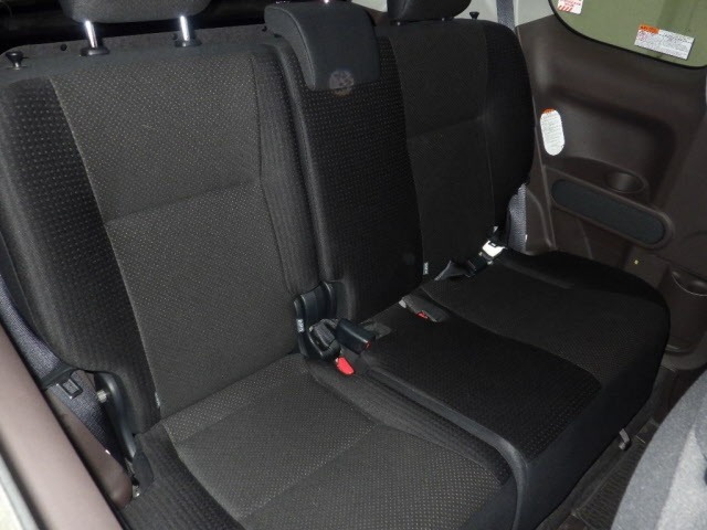 Toyota SPADE 2015 7093594-8