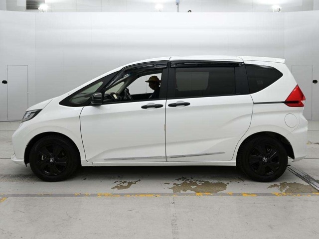 Honda FREED 2022 7117286-4