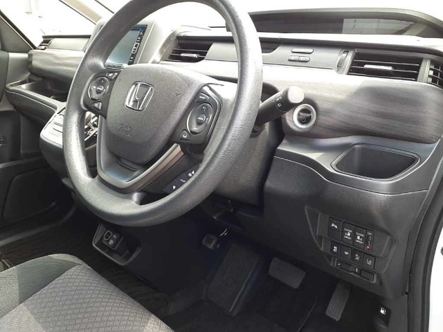 Honda FREED 2022 7117286-9