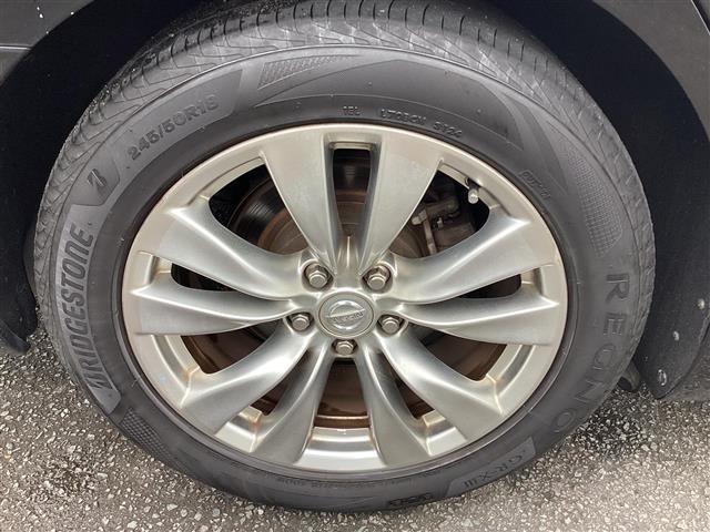 Nissan FUGA 2013 7110008-12