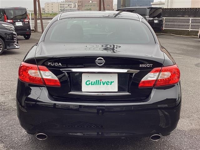 Nissan FUGA 2013 7110008-21