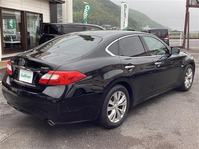 Nissan FUGA 2013 7110008-23