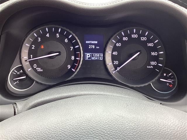 Nissan FUGA 2013 7110008-26