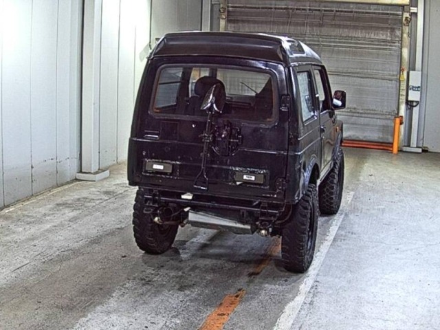 Suzuki JIMNY 1990 7106712-5