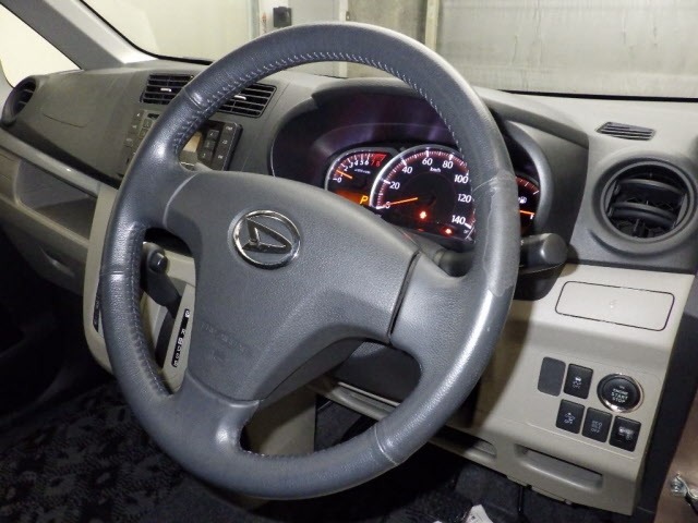 Daihatsu MOVE 2014 7113190-3