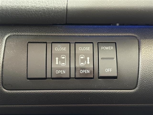 Mazda MPV 2007 7116281-11