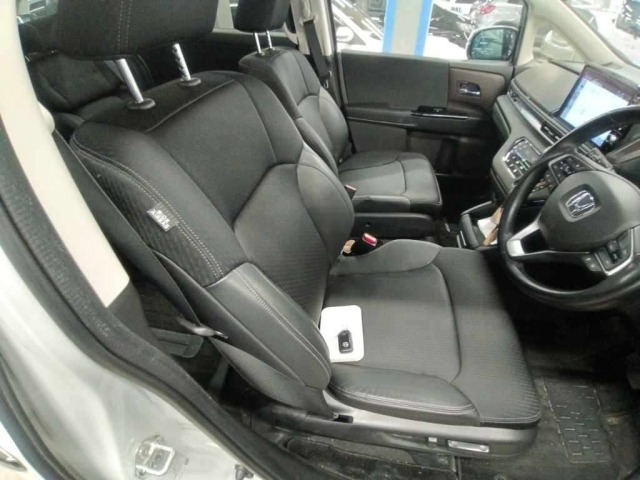 Honda ODYSSEY 2021 7113049-10