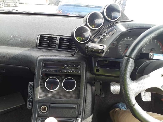 Nissan SKYLINE 1993 7108692-9