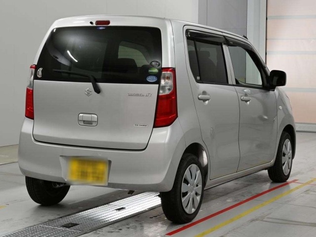 Suzuki WAGON R 2015 7119320-1
