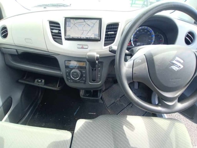Suzuki WAGON R 2015 7119320-11