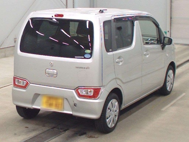 Suzuki WAGON R 2018 7119329-1