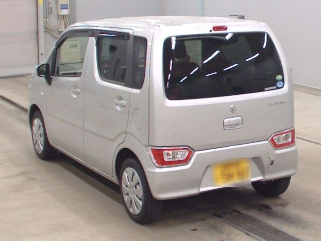 Suzuki WAGON R 2018 7119329-6