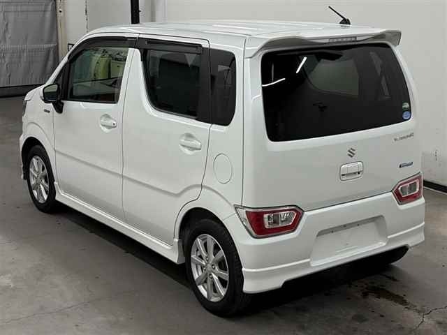 Suzuki WAGON R 2017 7119366-1