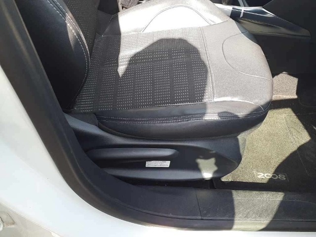 Peugeot 2008 2015 7123172-10