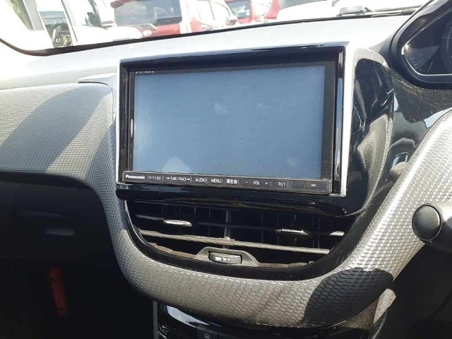 Peugeot 2008 2015 7123172-12