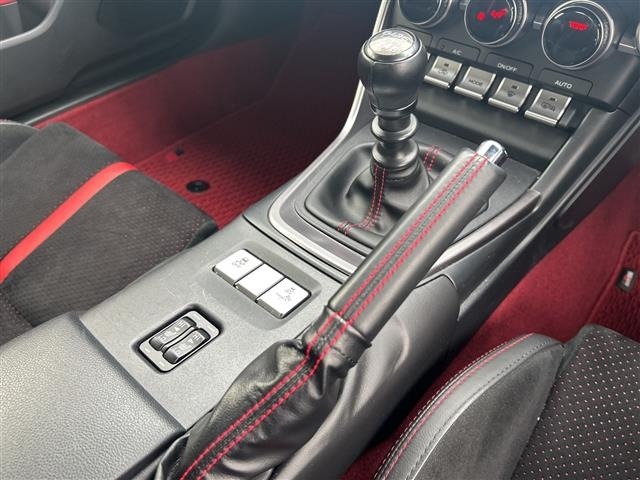 Toyota 86 2023 7131808-12