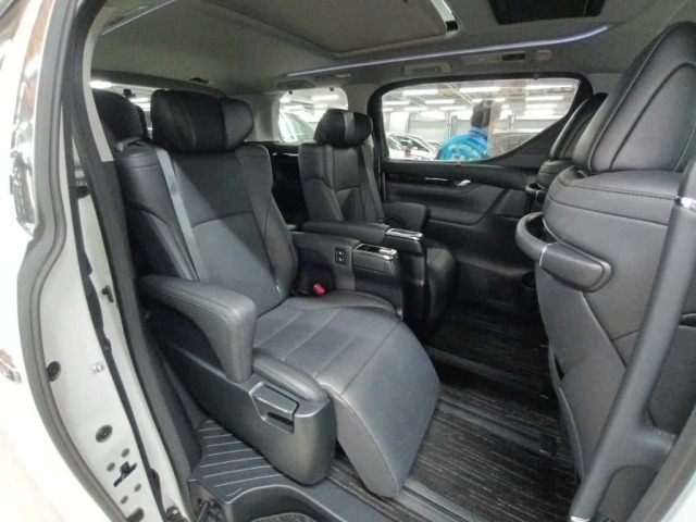 Toyota ALPHARD 2022 7137234-12