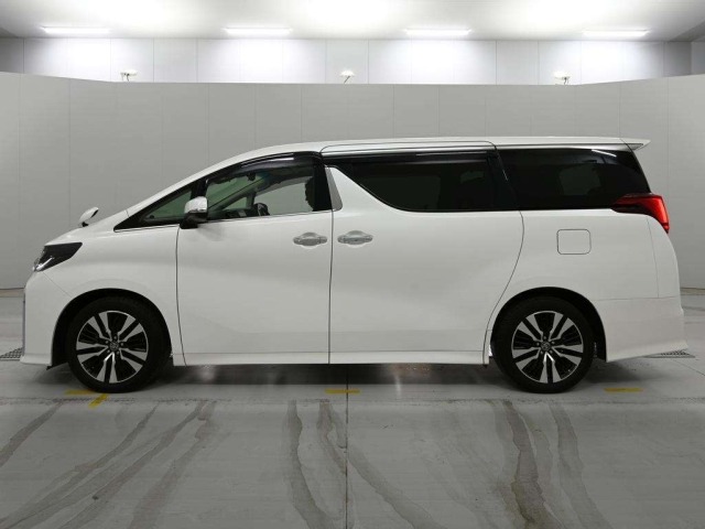 Toyota ALPHARD 2022 7137234-4