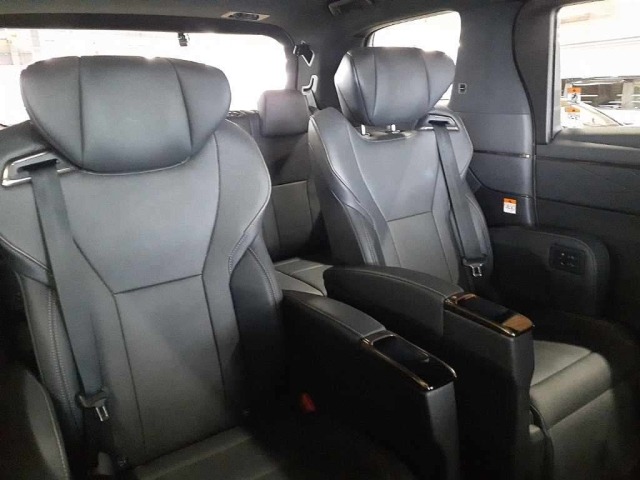 Toyota ALPHARD 2023 7137270-11