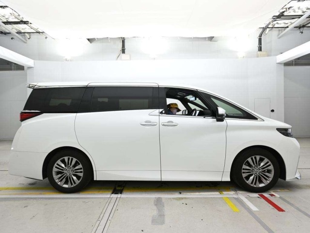 Toyota ALPHARD 2023 7137270-3